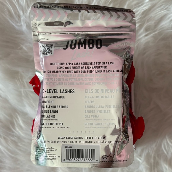 NYX JUMBO LASH WISPY FLUTTER FALSE LASHES - Picture 5 of 5